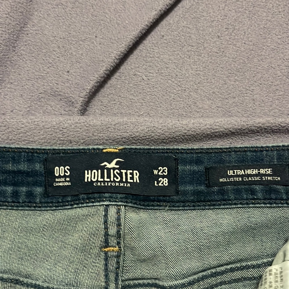 Hollister Jeans